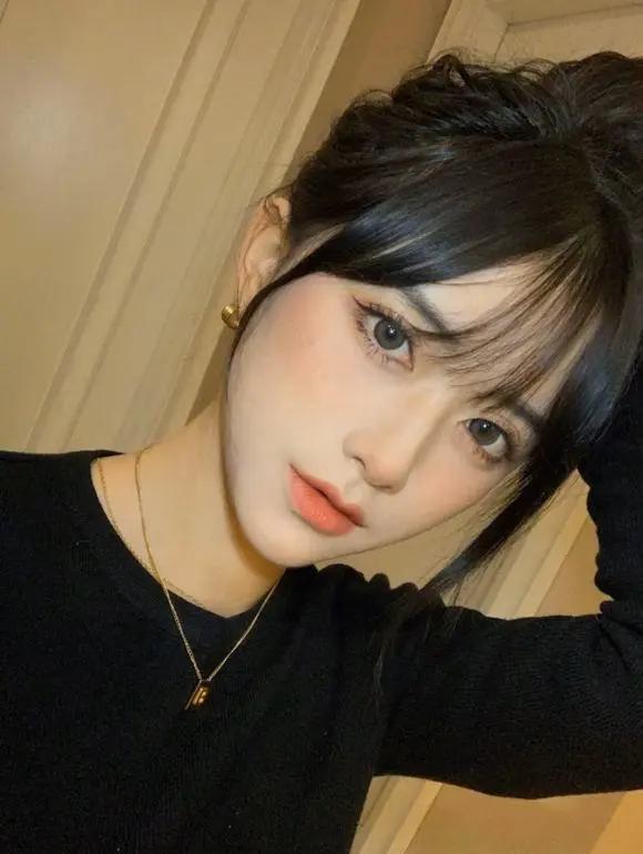 思雅拉花染丹颜养肤腮红膏新品上市,皮肤自然红晕仿佛天生!