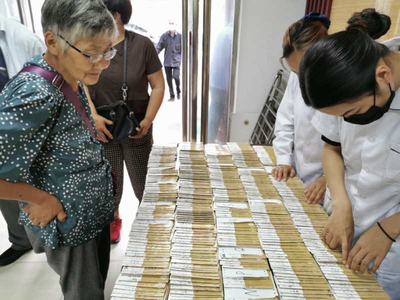 中医三伏贴冬病夏治正当时,冬病夏治正当时快来预约三伏贴