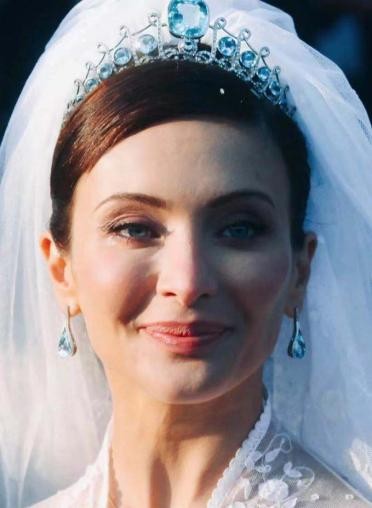 王室秘密真相揭开全集,各国皇室的皇冠