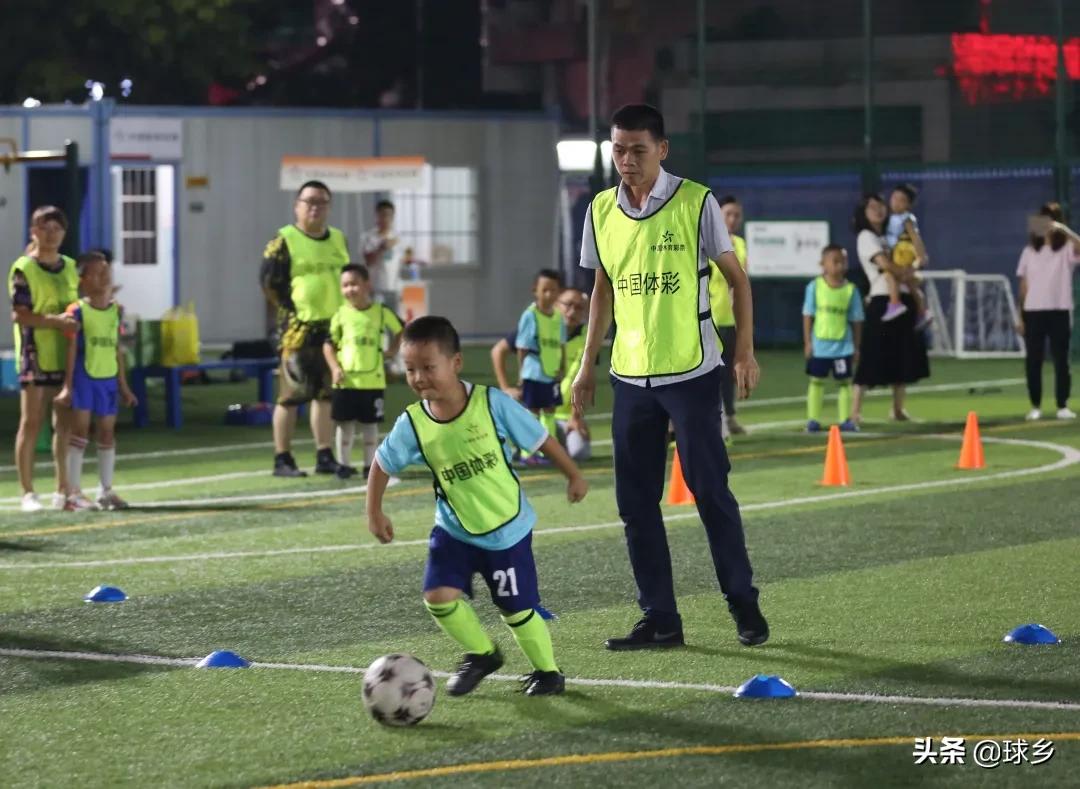 有趣足球,有趣的足球