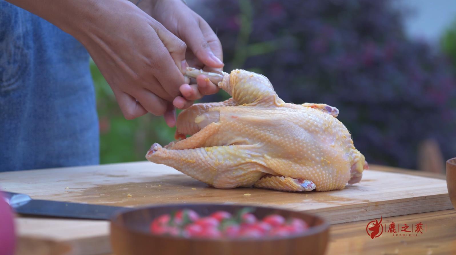 老贵阳烤鸡方法与技巧,炭火烤鸡用什么配料最好吃