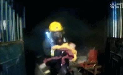 深圳招消防员吗,深圳消防员报考条件