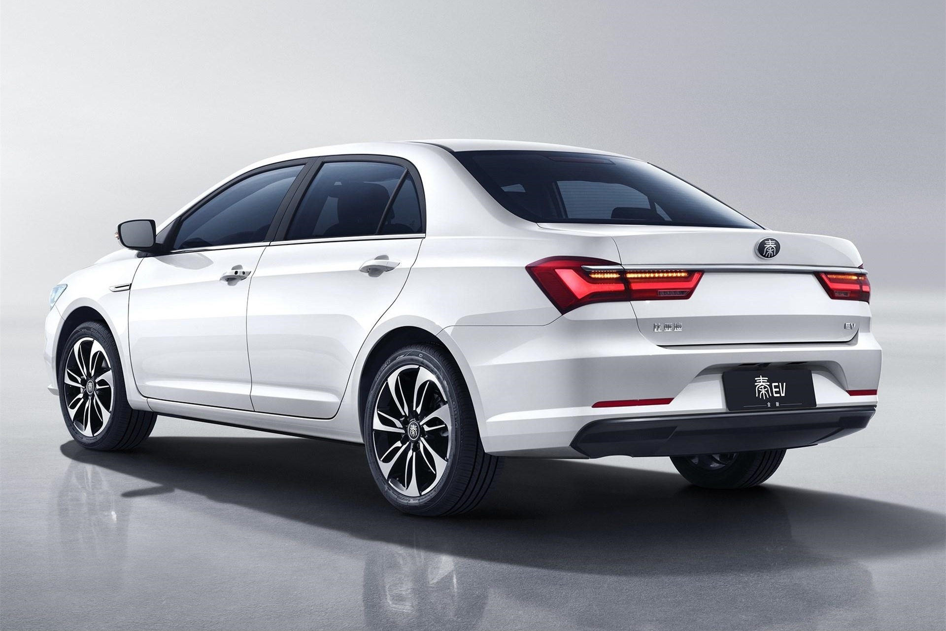 比亚迪网约车秦ev,2022年西安比亚迪秦ev网约车版