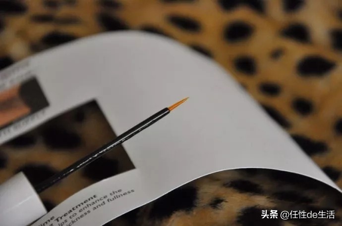 没有睫毛膏怎么化妆好看,化妆不画眼影和睫毛膏好看吗