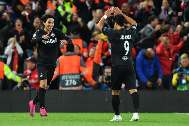 欧冠半决赛利物浦轰进5球,安菲尔德永不独行利物浦逆转巴萨