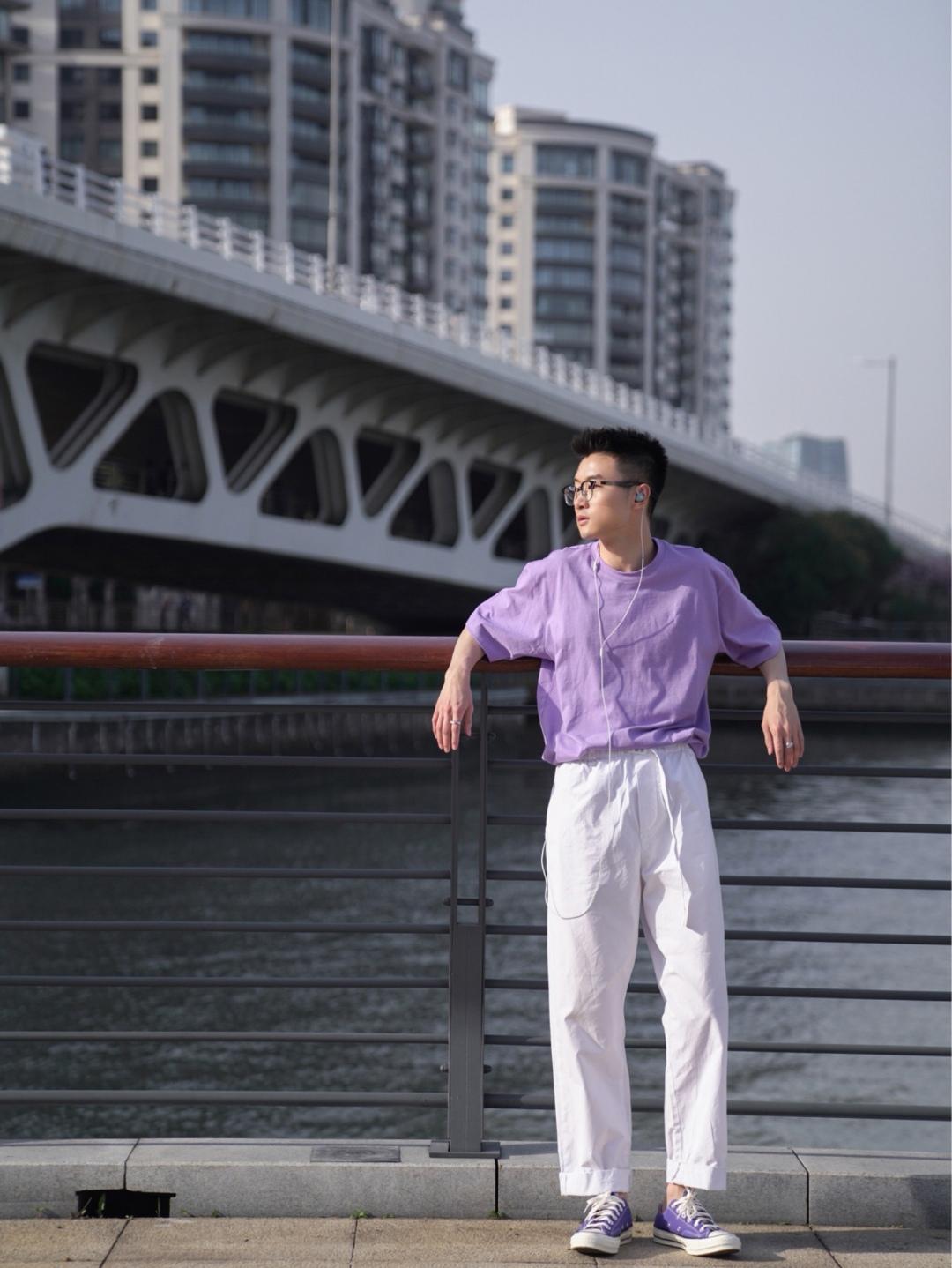 能驾驭“夏威夷”风的都不是普通男人？但可能宽松风才是YYDS