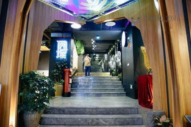 爱看书的人多吗,爱看书的人识字量