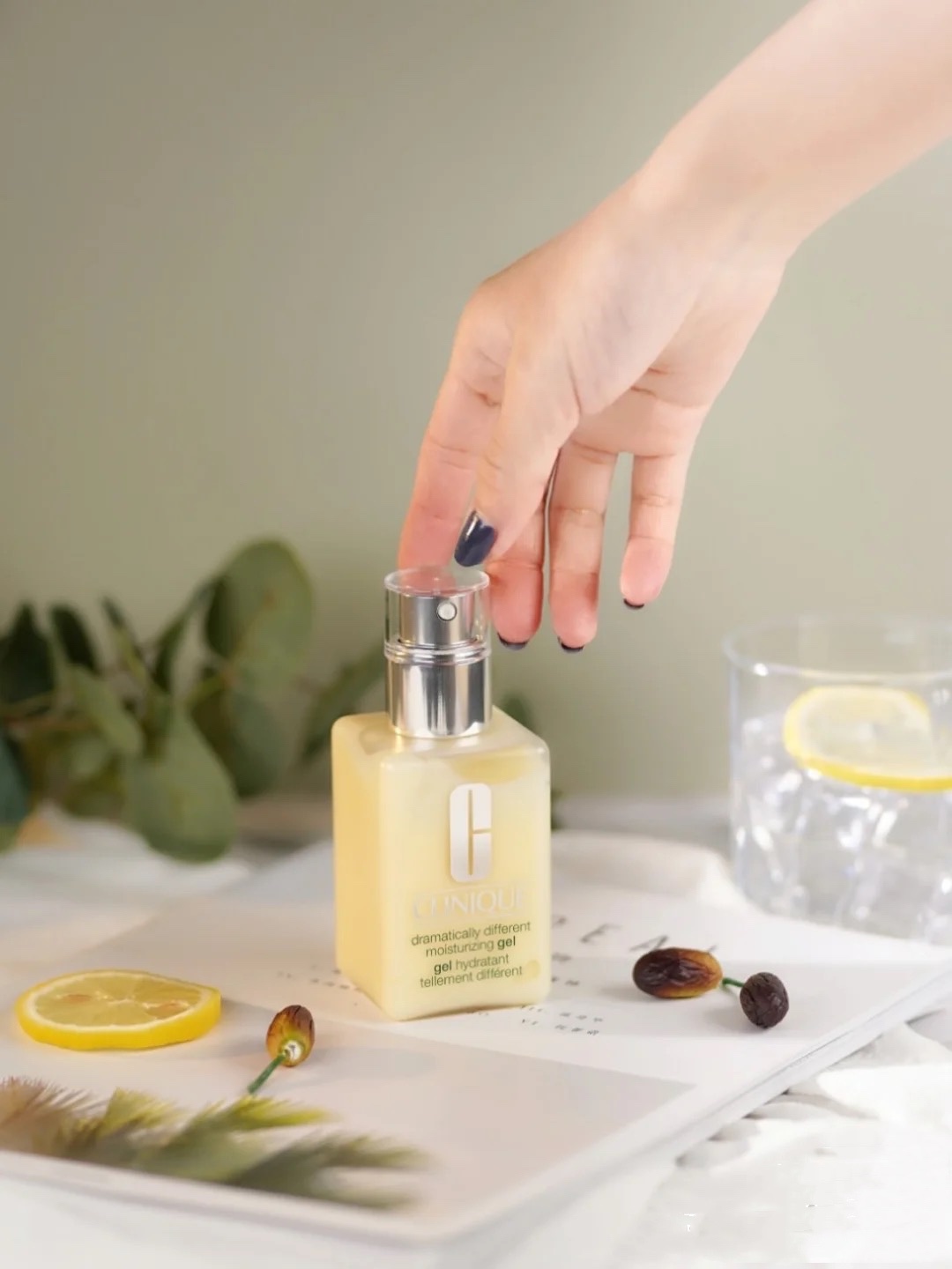 倩碧黄油有油和无油外观如何区别,倩碧黄油有油和无油的什么区别