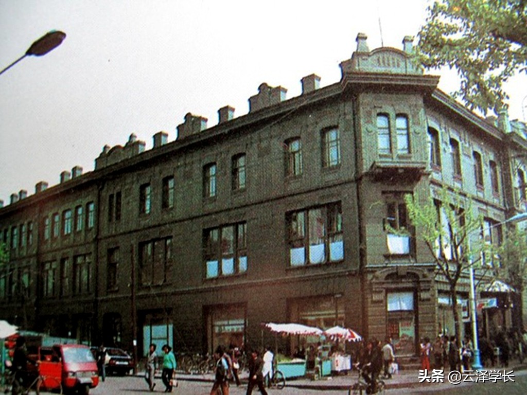图说·哈尔滨丨中央大街107号：萨姆索诺维奇兄弟商会，今秋林公司