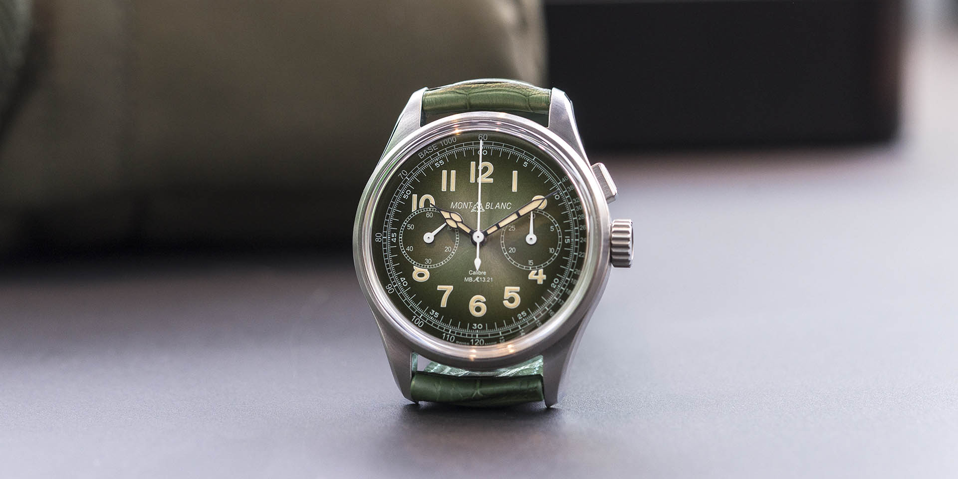 为什么男人喜欢石英表,为什么男人喜欢名表