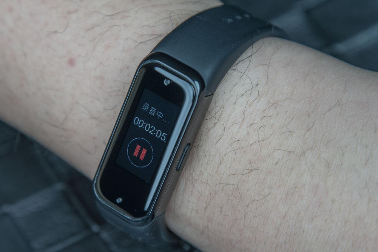 讯飞腕式录音笔r1录音文件在哪里,讯飞腕式录音笔r1评测