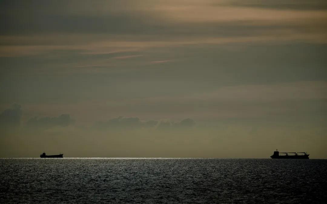 津门网向杰：盈滨半岛夕阳红