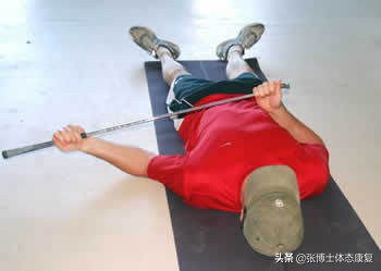 【体态矫正】耸肩、圆肩体态的矫正训练方法