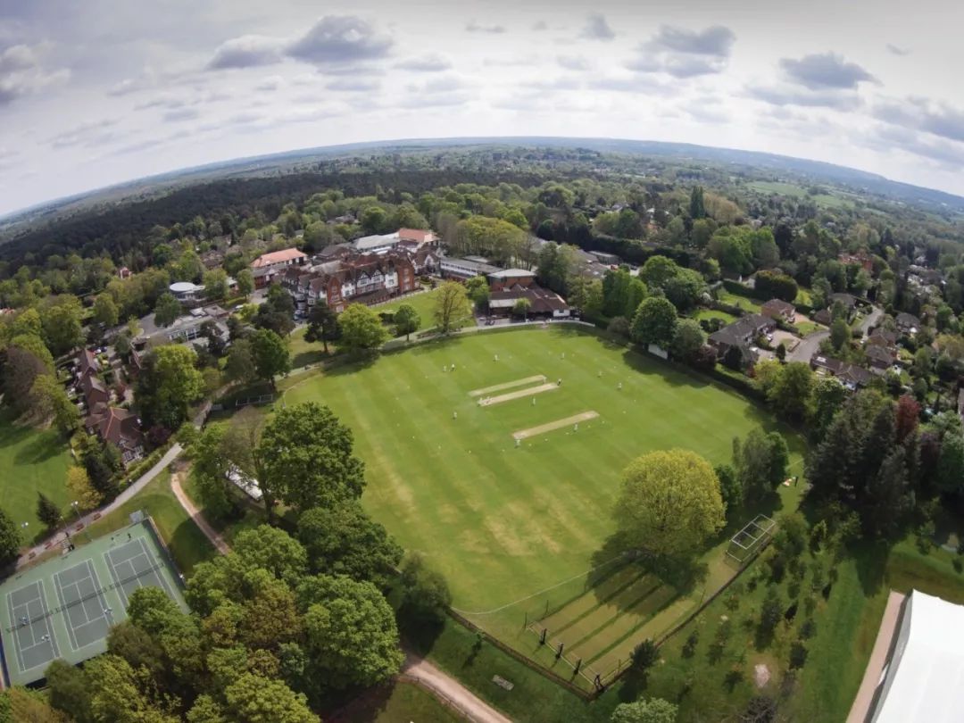 萨里郡大学,萨里郡有什么大学