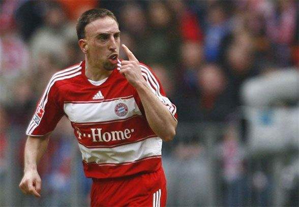 足球天才皮尔洛,皮尔洛是法国人