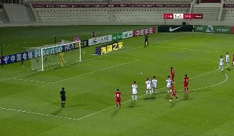 国足出线欢呼的场面,国足出线球迷落泪