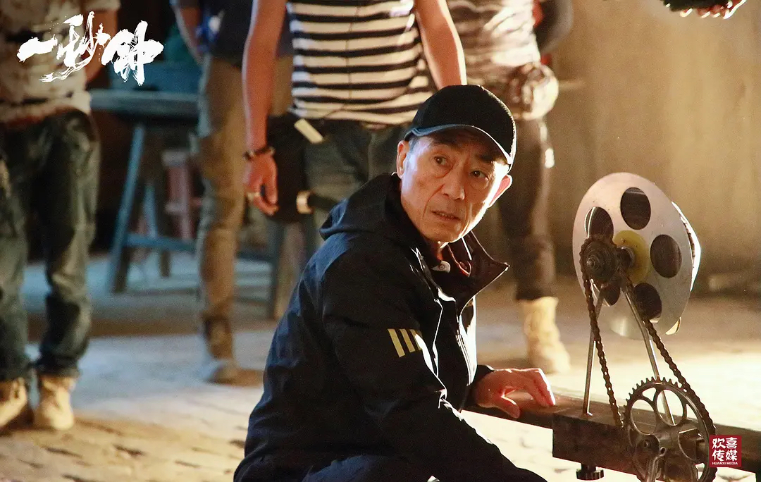 章宇宋佳演激情戏，王*源千**肉搏吴彦祖，谁能在最惨11月成为黑马