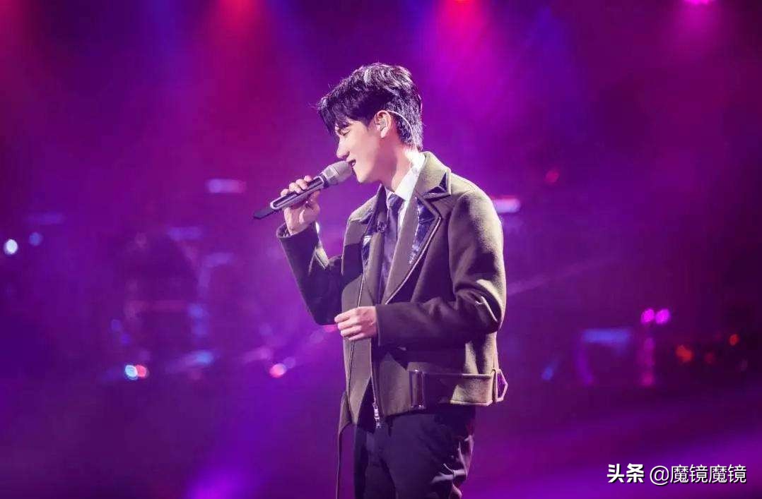 月弯弯周深王晰评价,月弯弯王晰周深完整版qq音乐