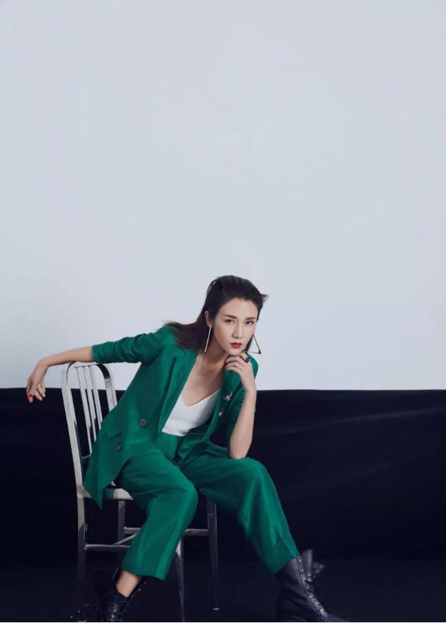 杨烁现实中的老婆照片曝光,杨烁现实中老婆