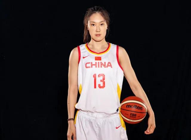 李梦邵婷孙梦然怎么没参加亚洲杯,李梦和孙梦然视频