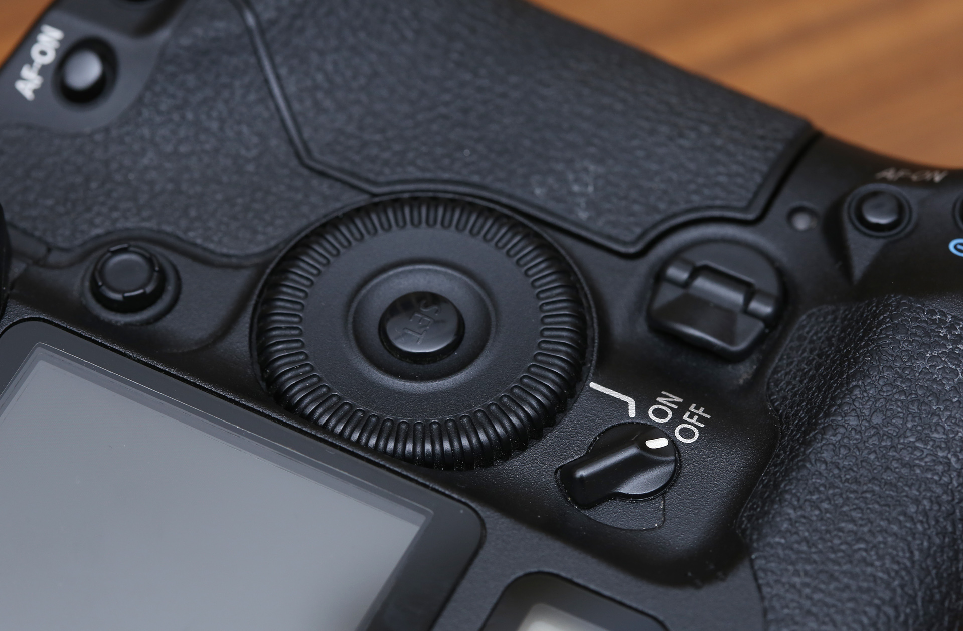 佳能1dsmark3还值得买吗,ds时代