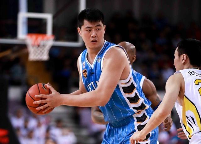 大树挪活，四面楚歌之下的首钢，终于做了一件有温度攒人品的事