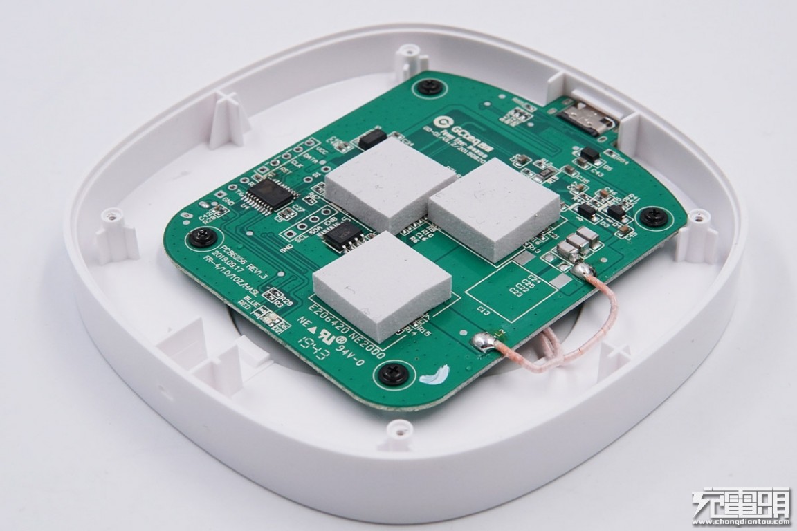 小米智能加热杯垫,小米恒温杯垫拆解测评