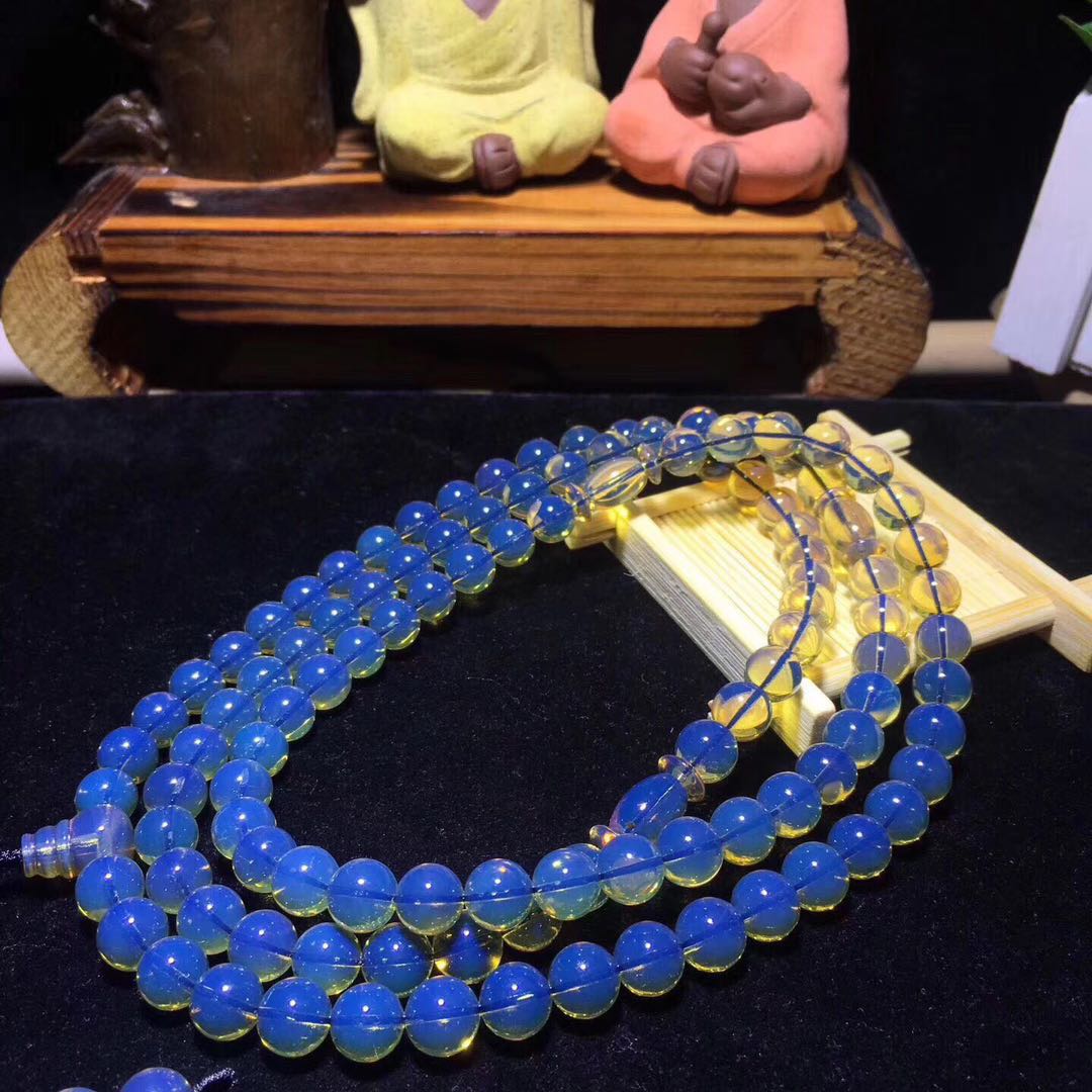 佩戴琥珀蜜蜡对身体有什么好处,成人佩戴琥珀蜜蜡