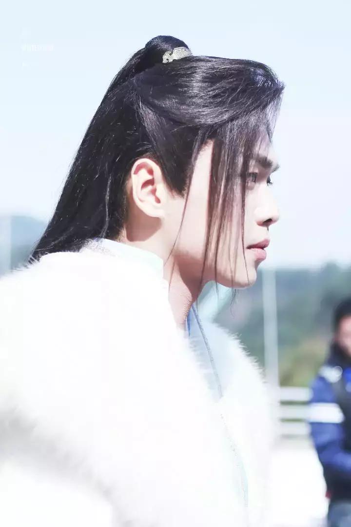 娱乐圈四大丑帅男星出炉，极限兄弟帮互掐，网友吵翻了……