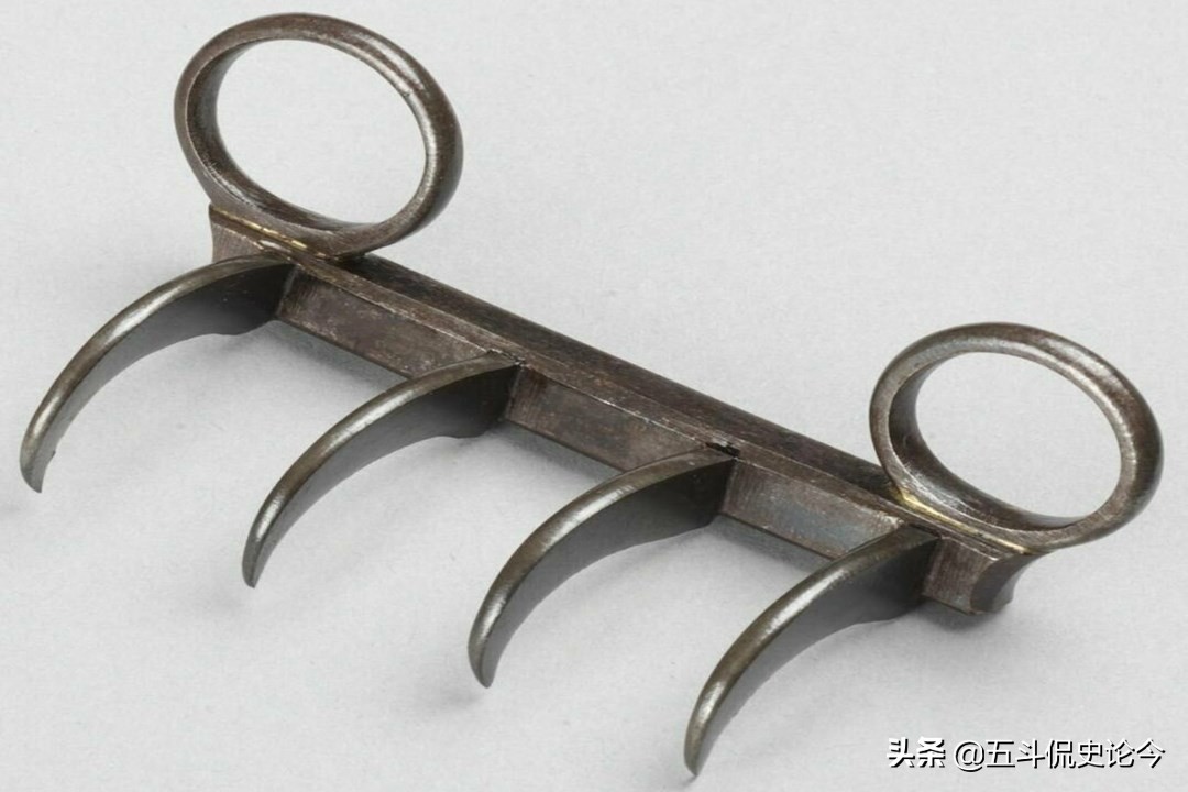 印度虎爪武器,印度武器掌心虎爪