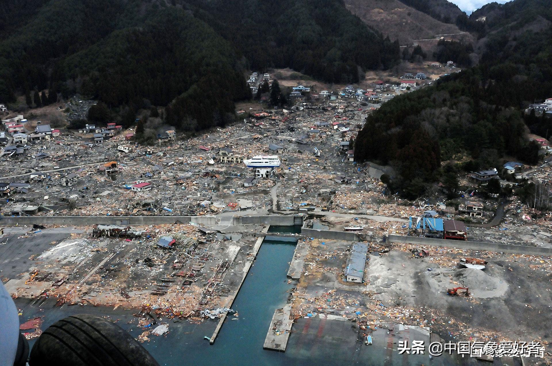 日本发生9级地震引发海啸图片,日本9级大地震引发海啸视频