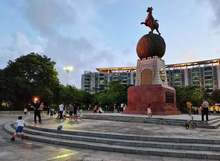 全国哪个地方的菜刀最好,全国最大菜刀生产基地