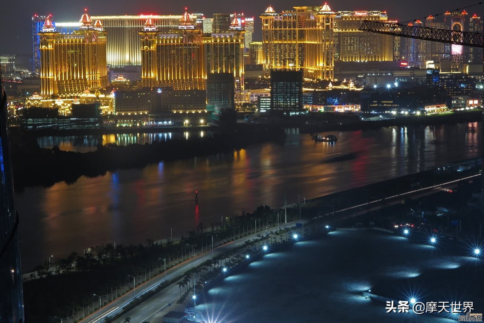 黄金对决：澳门VS拉斯维斯