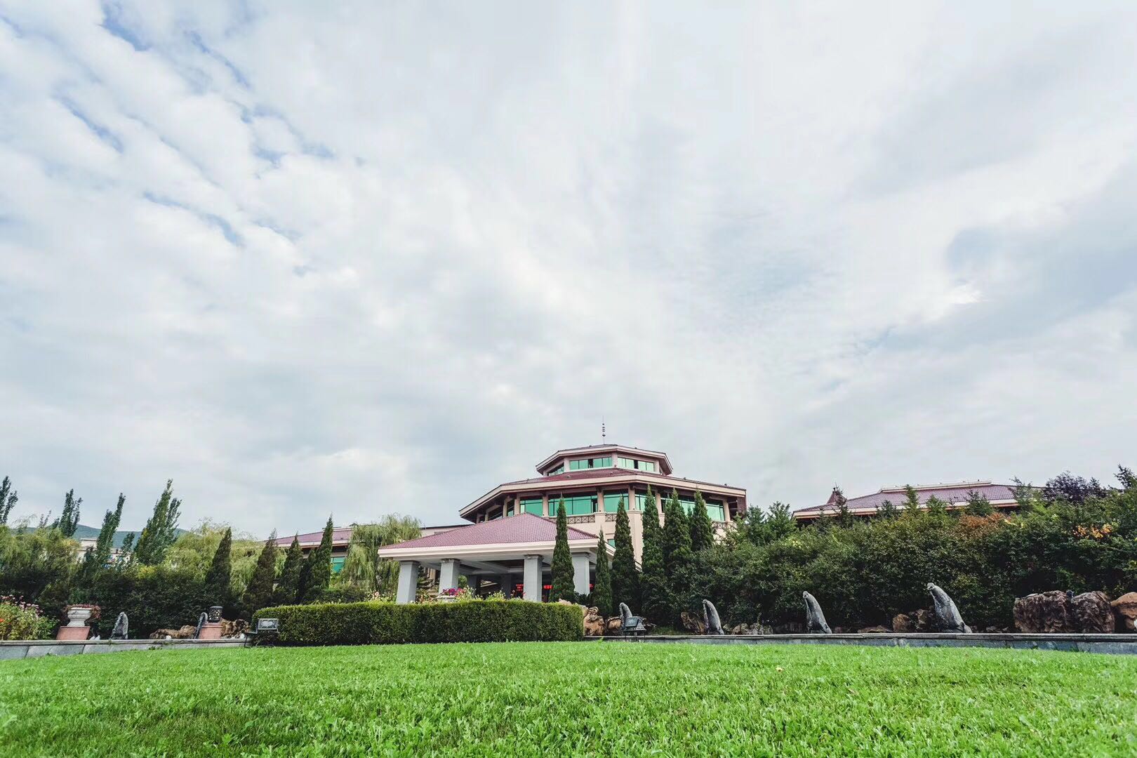 辽宁汤河温泉假日酒店门票,辽宁汤河温泉假日酒店怎么样