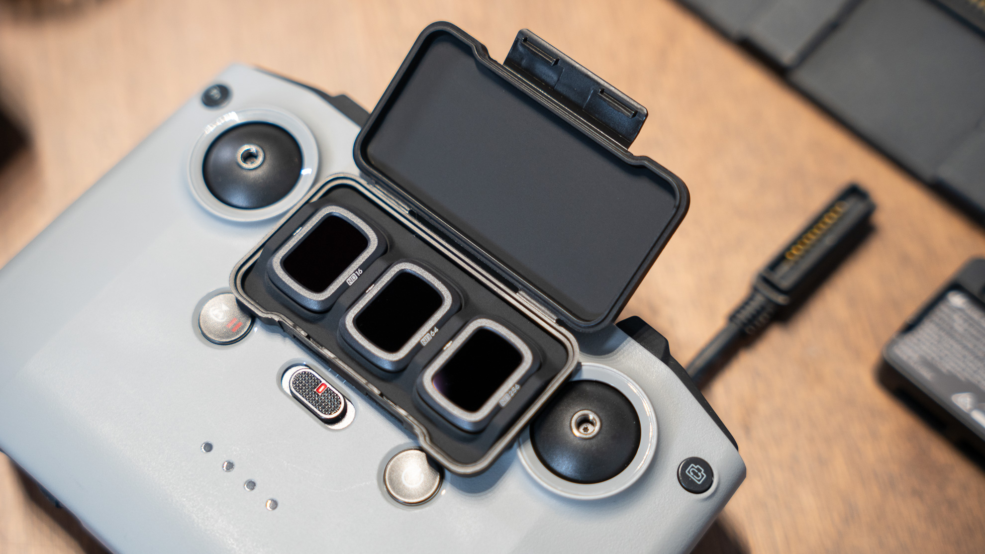 大疆air3小白第一次飞,大疆无人机air2体验