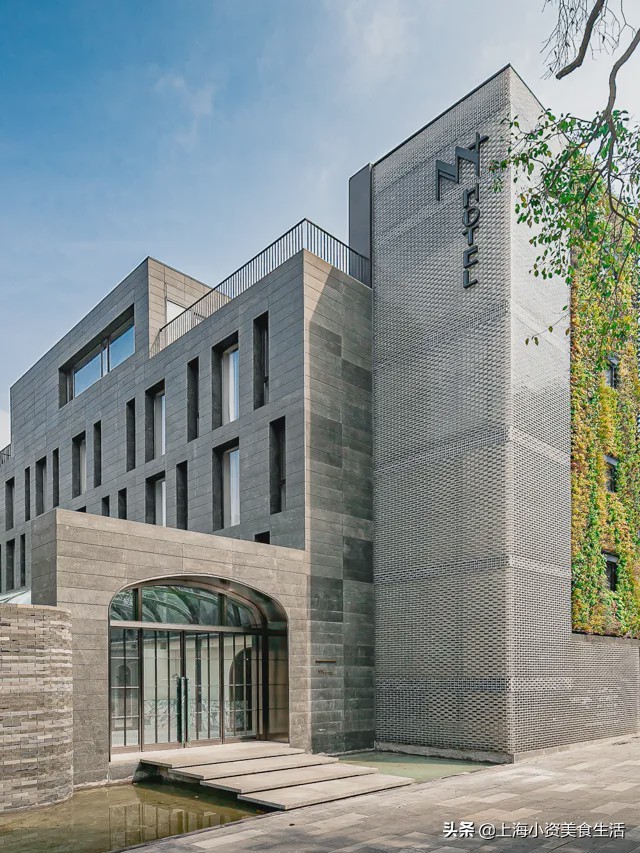 武康大楼和思南公馆哪个好,对比上海与武汉的武康大楼