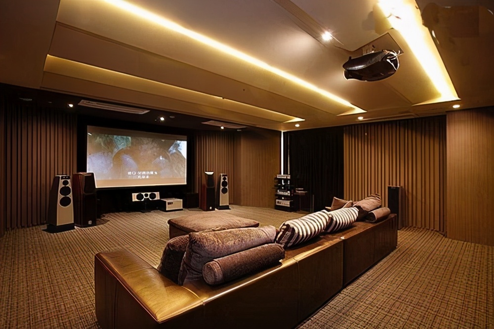 怎么区别灯泡投影仪和激光投影仪,激光投影灯和投影仪区别