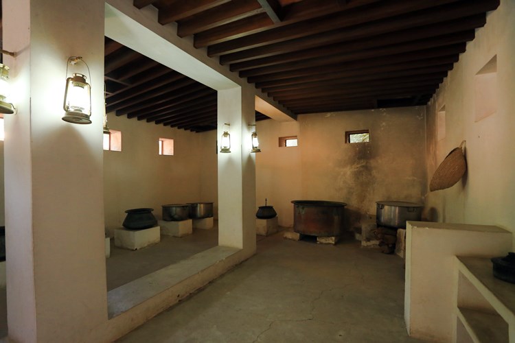 阿联酋第一位总统扎伊德阿布扎比,阿联酋阿布扎比现任酋长