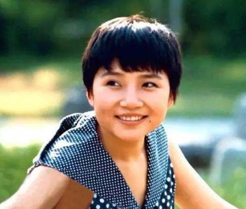 功成名就的李娜为什么会选择出家,出家李娜个人资料