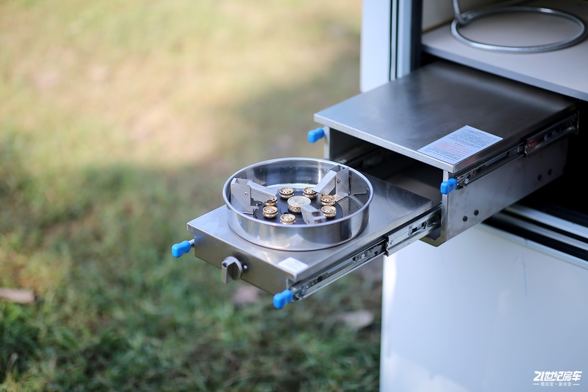 览众自由炮皮卡b型房车价格,2024款览众自由炮房车测试