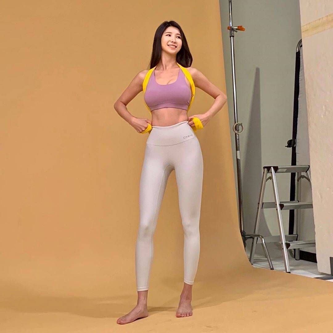 HIIT减肚腩高效燃脂8个经典动作,瘦肚腩燃脂操30分钟完整版视频