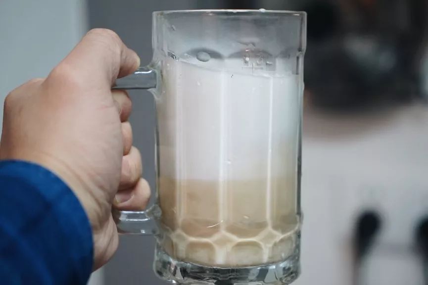 胶囊咖啡机哪款最好,想买咖啡机买便宜的还是贵的好