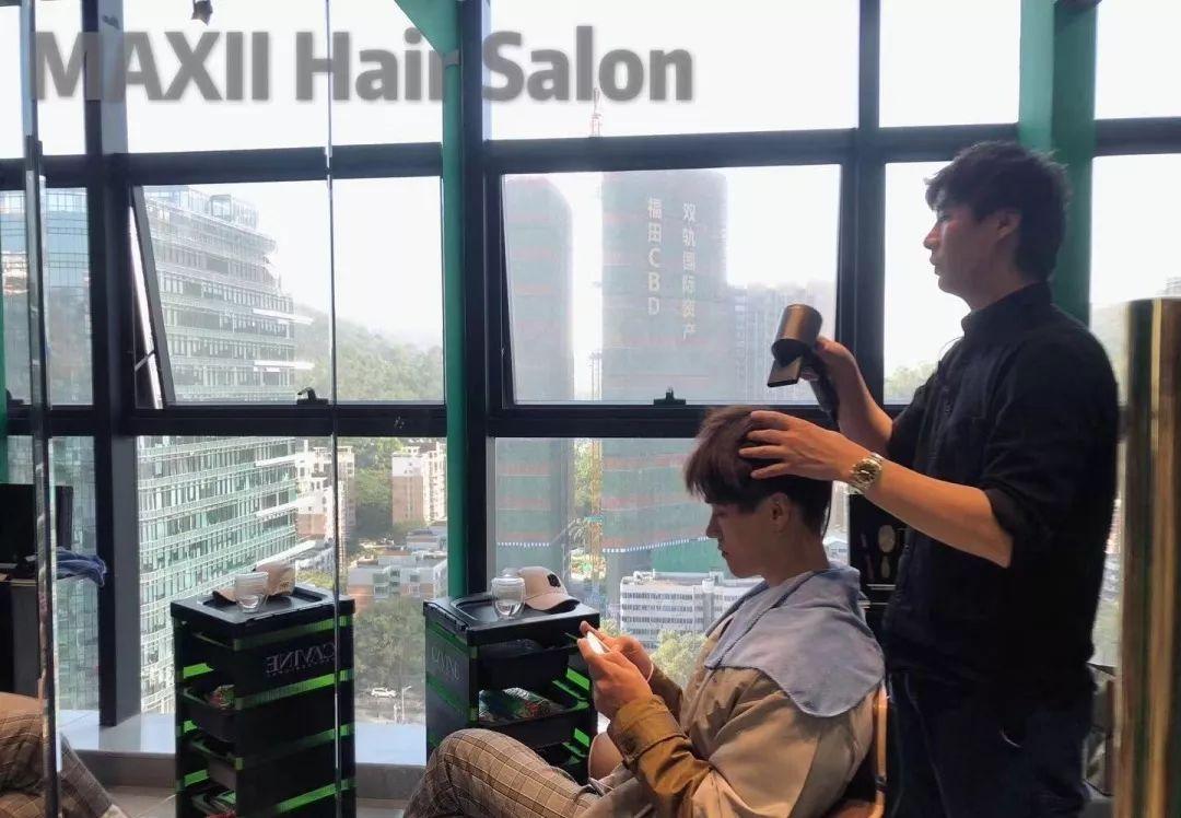 连明星都爱去的空中发型屋,甩了网红店十几条街