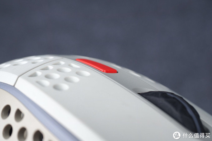 xtrfym4和xtrfym42区别,xtrfym4鼠标适合多大的手