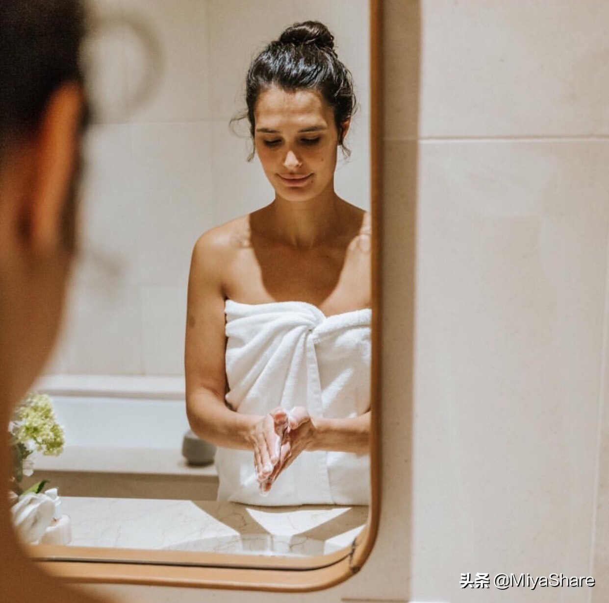 洗脸水哪个对皮肤好用又实惠,用错洗面奶会长痘吗