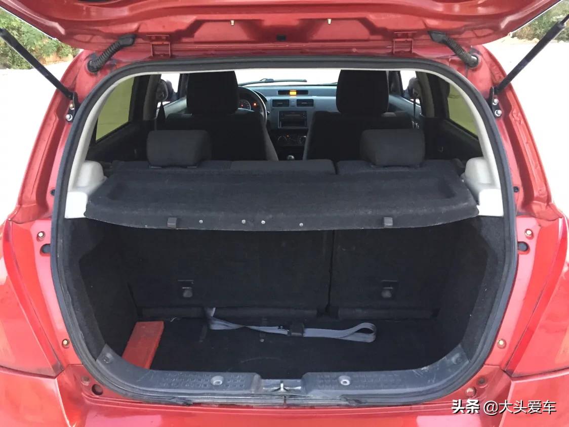 11年铃木雨燕1.3自动二手车价格,12年铃木雨燕翻新整备