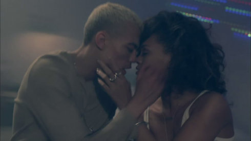 山东天后蕾哈娜代言,山东天后蕾哈娜走马现场版