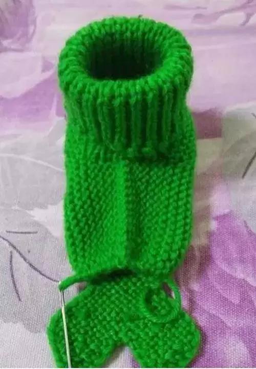 简单婴儿靴子毛线鞋,可爱款钩针宝宝鞋