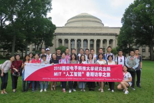 星火九秩,铸魂育人