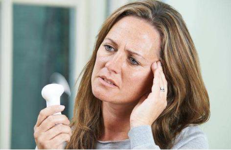 女性肝火旺盛脾胃虚弱如何调理,女性肝火旺盛会导致月经不调吗